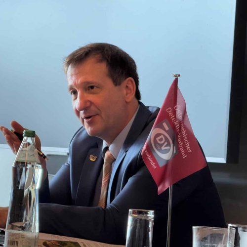 18600763-6055-4be1-b149-863504275e1f Finanzreferent Nehyba